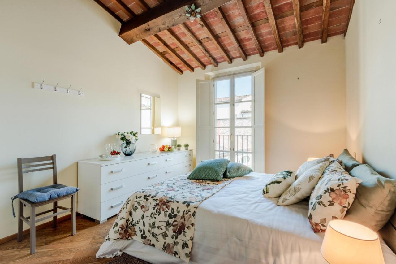 Helene Smart Flat With Elevator Inside Lucca Apartment Exterior photo